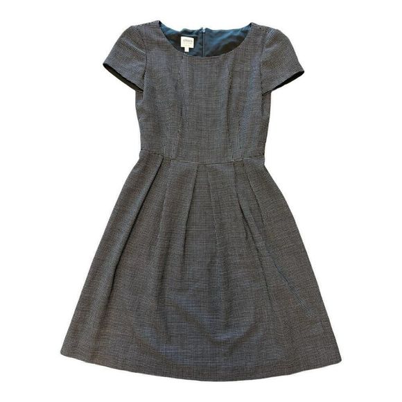 Armani Collezioni - Picture 1 of 2